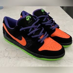 Nike SB Dunk Low Night of Mischief Halloween